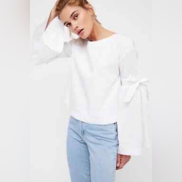 Free People|So obviously yours top, in crisp white•••Bell sleeves,bow details - Picture 4 of 16